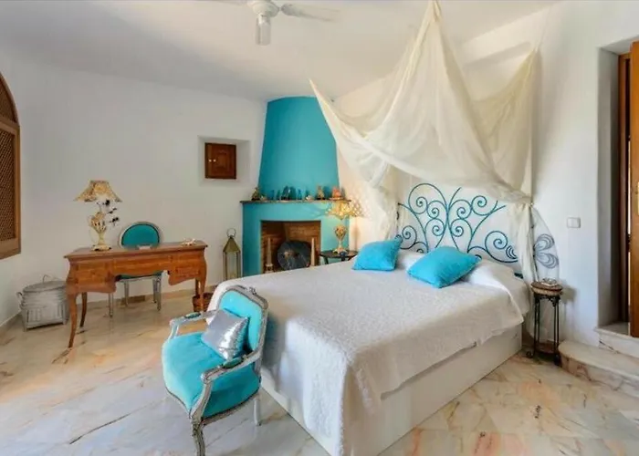 Apartmento com 3 dormitórios